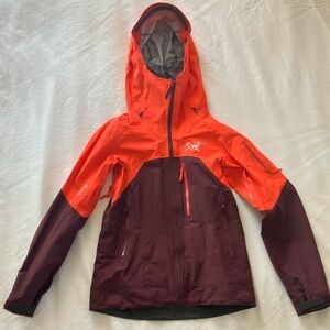 Arc'teryx Women's Two-Tone Jacket - Orange and Burgundy